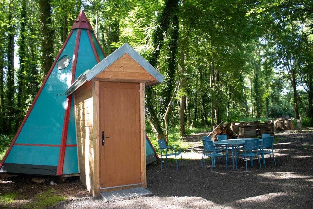 Les Bulles De La Maison Du Rocher Noisy-sur-Ecole Exteriör bild